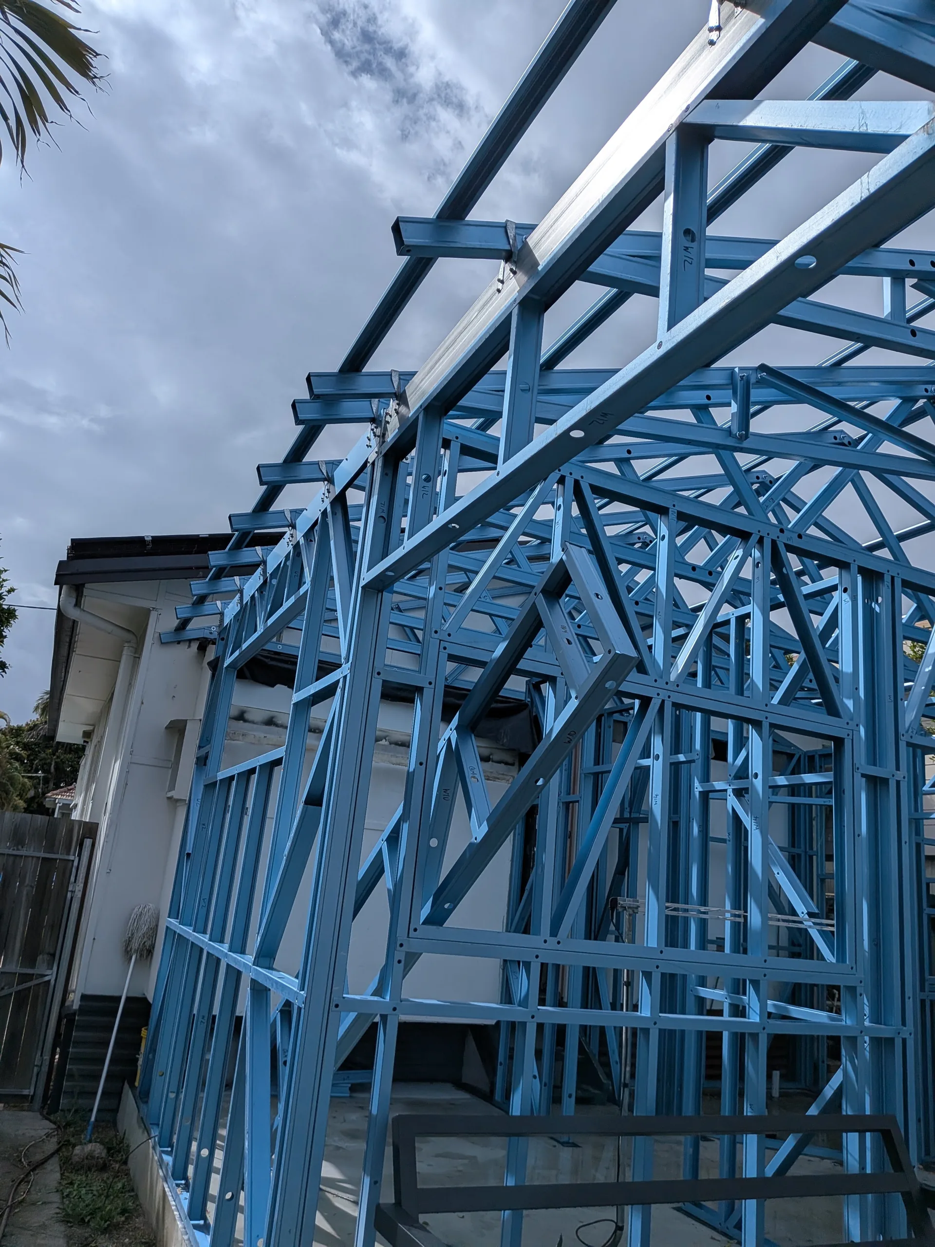 Residential steel frame designs — project detail 9